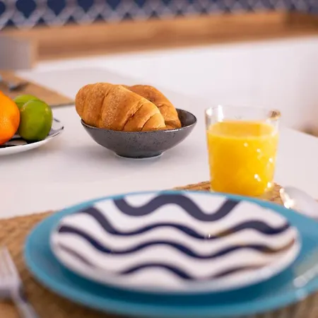 Beautiful 600 M To The By Renters ソポト