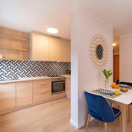 Beautiful 600 M To The By Renters