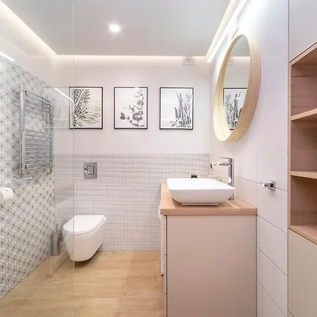 Beautiful 600 M To The By Renters Апартаменты *