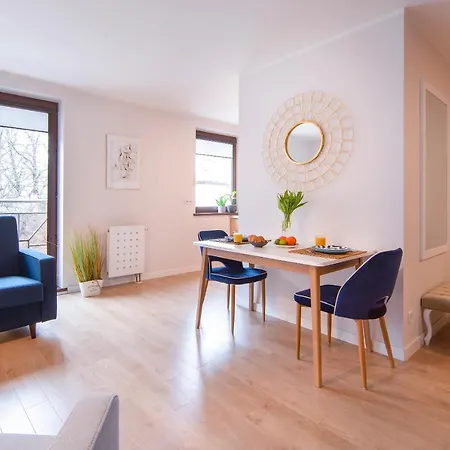 Beautiful 600 M To The By Renters ソポト